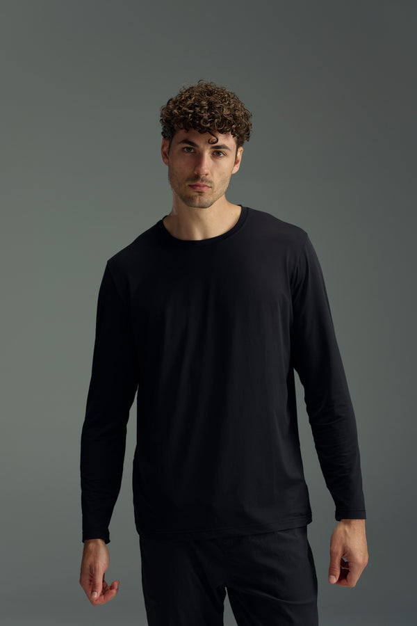 WearEver Pulse Long Sleeve Tee in black