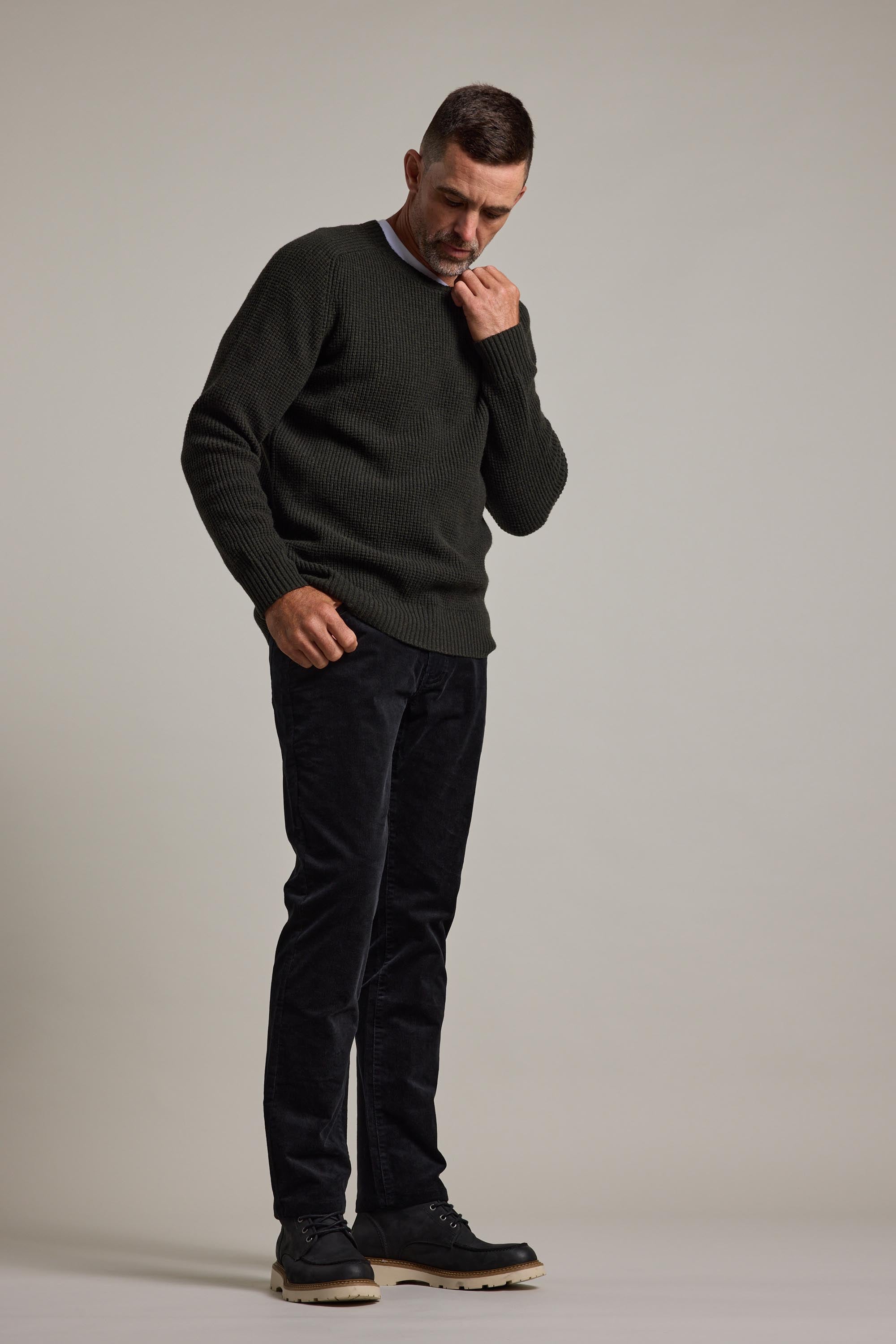 Barkers Langford 5-Pkt Cord Pants in black, straight fit