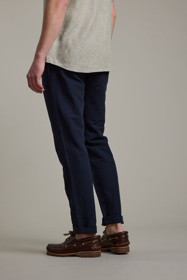 Barkers Newman Linen Pant in navy, relaxed fit, additional view