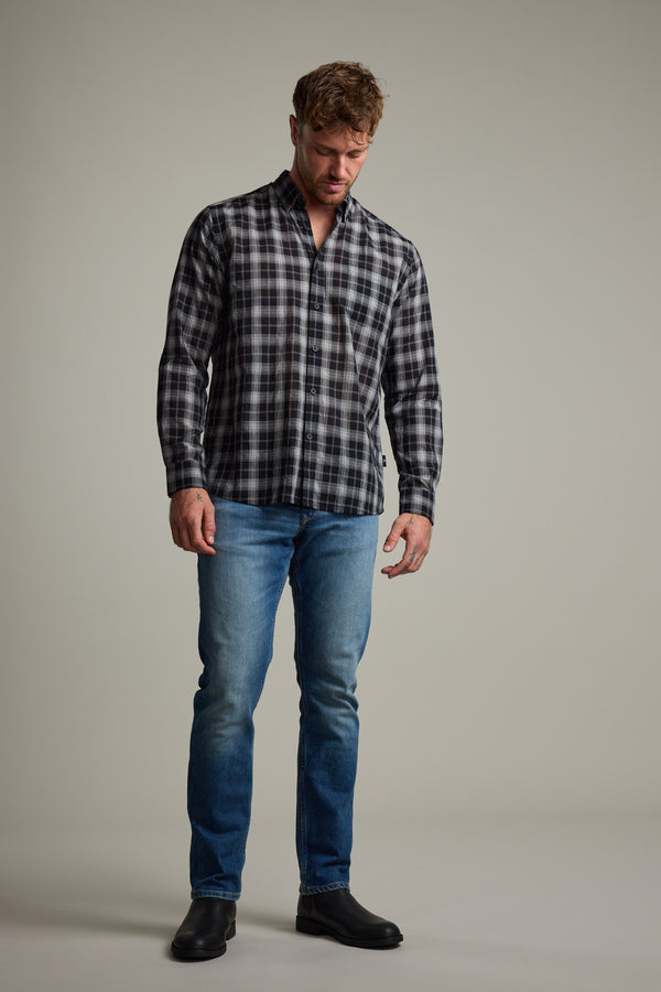 Barkers Carter Check Shirt in black/white, classic fit, additional view