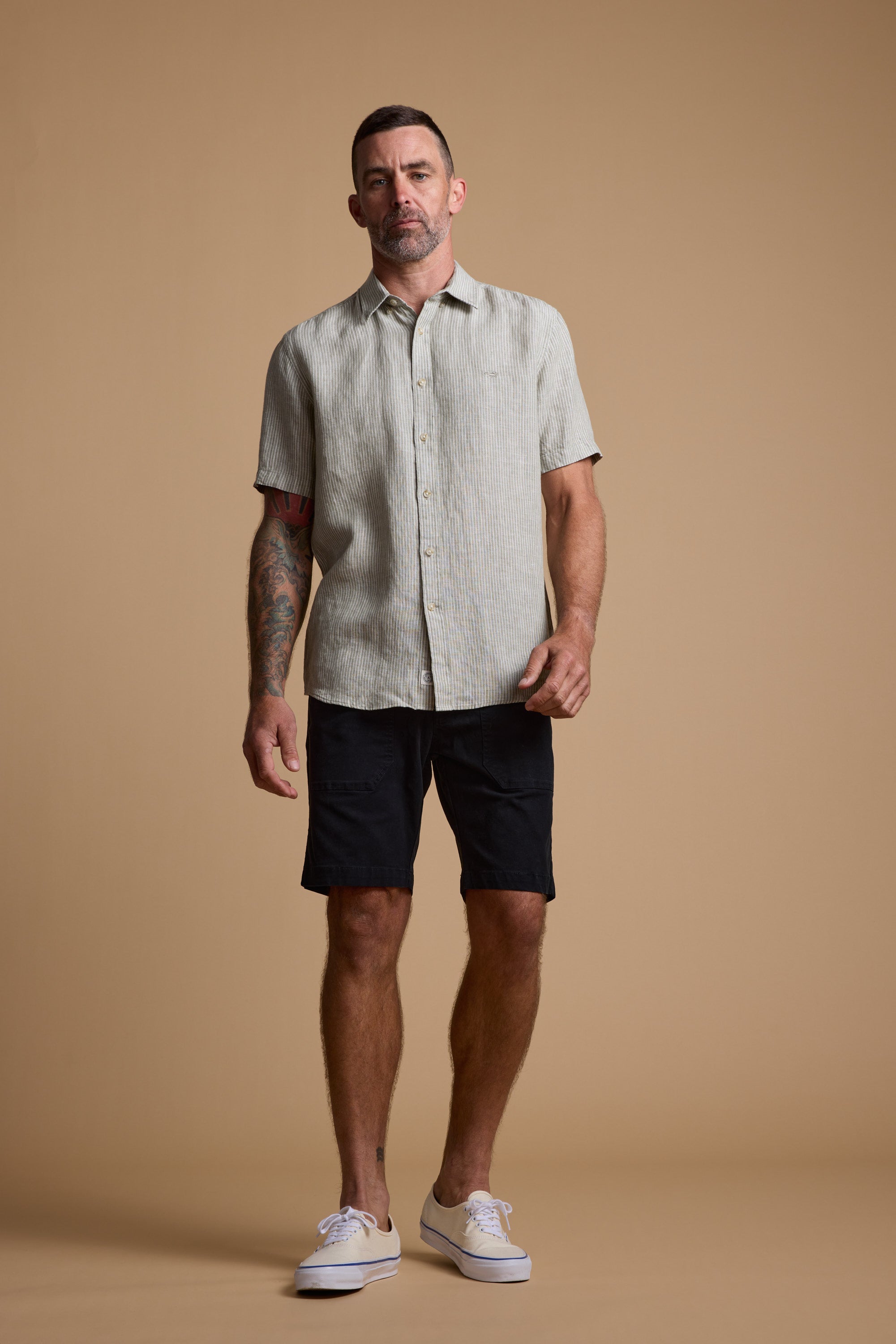 Barkers Tidal GD Utility Short in black, modern fit