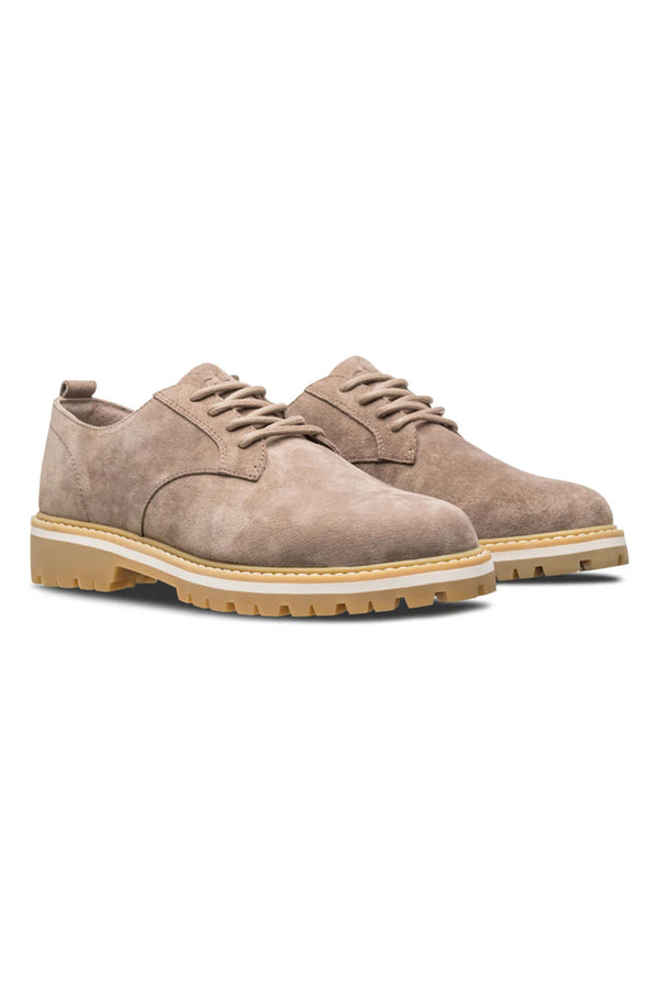 CLAE Logan in camel, alternate view