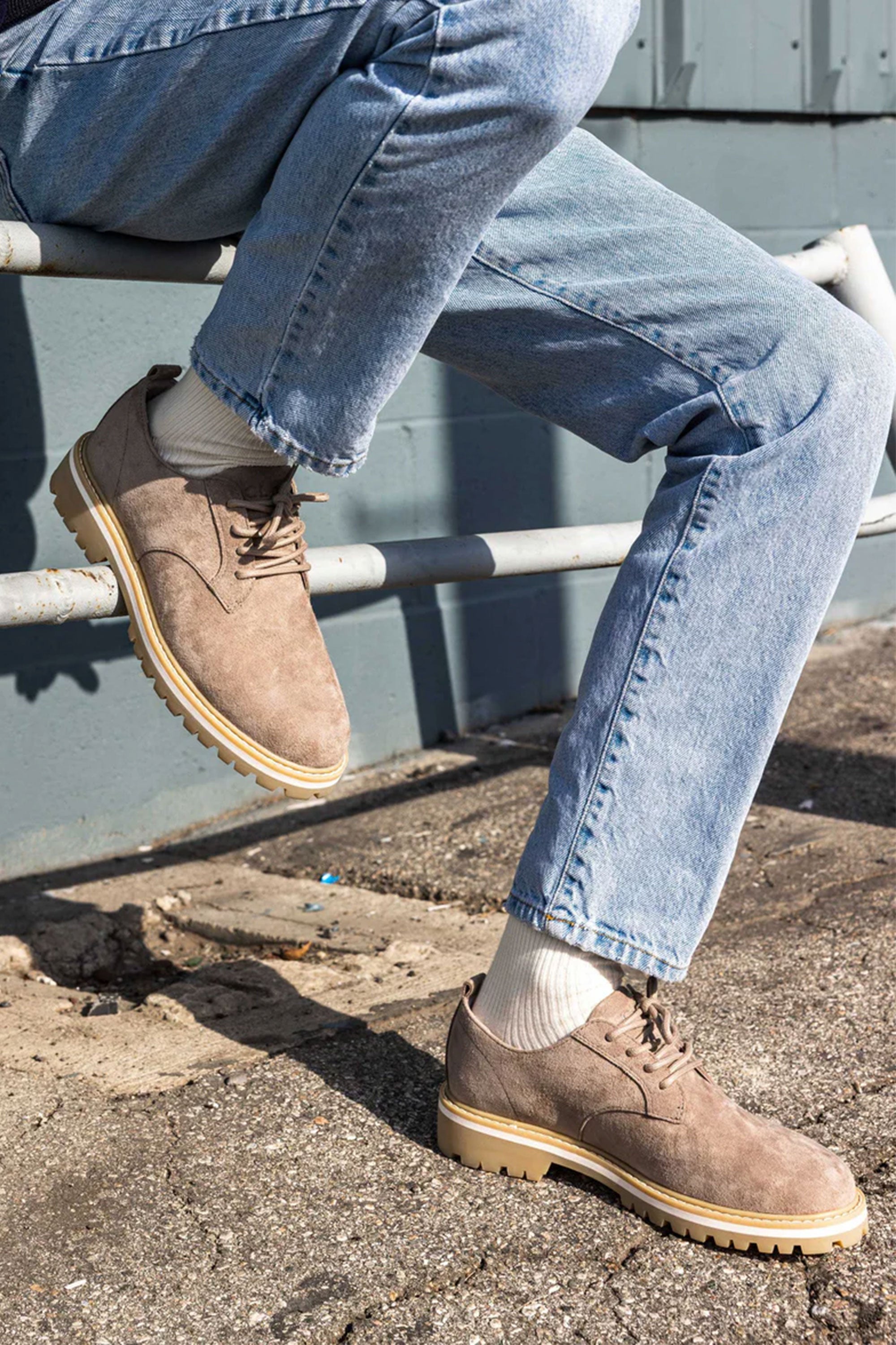 CLAE Logan in camel