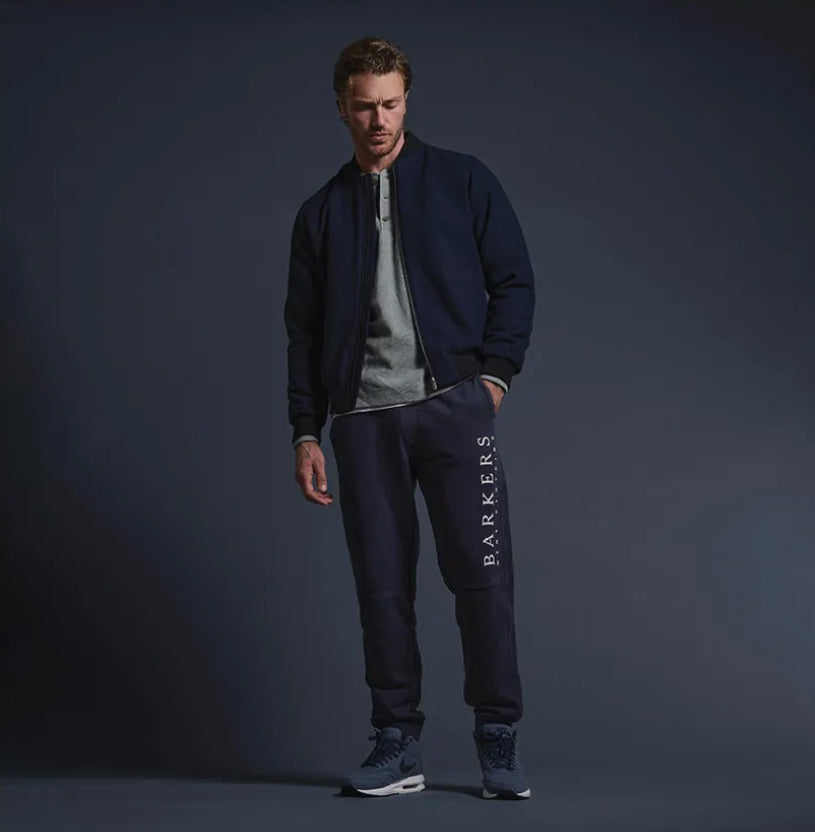 trackpants-2_036f948d-23d0-44b6-852a-5798330aa61b