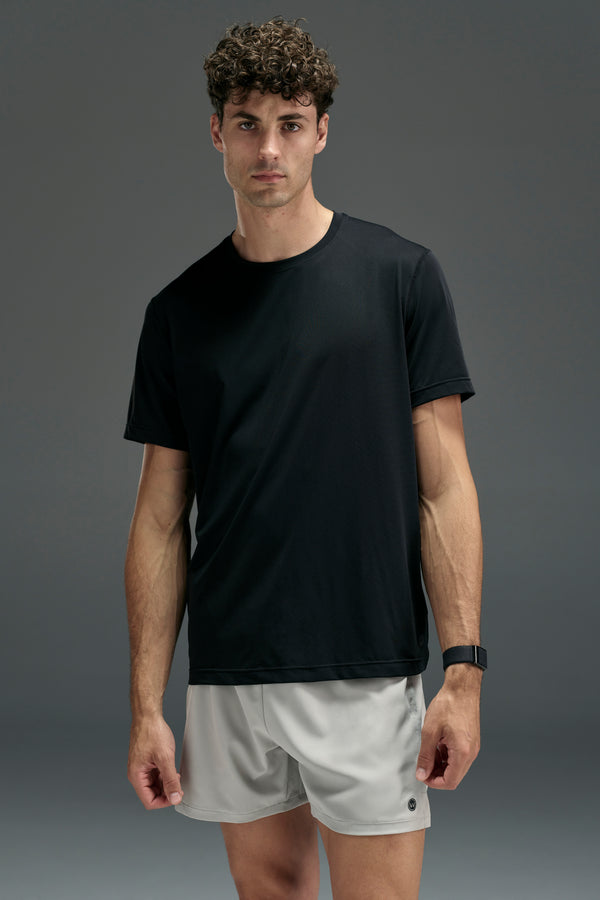 WearEver Pulse Tee in black, alternate view