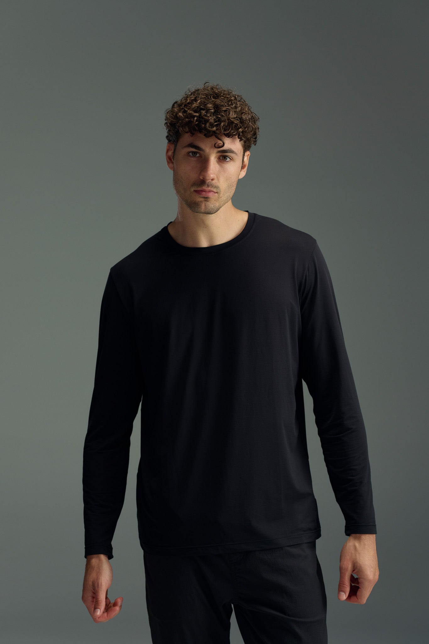 WearEver Pulse Long Sleeve Tee in black