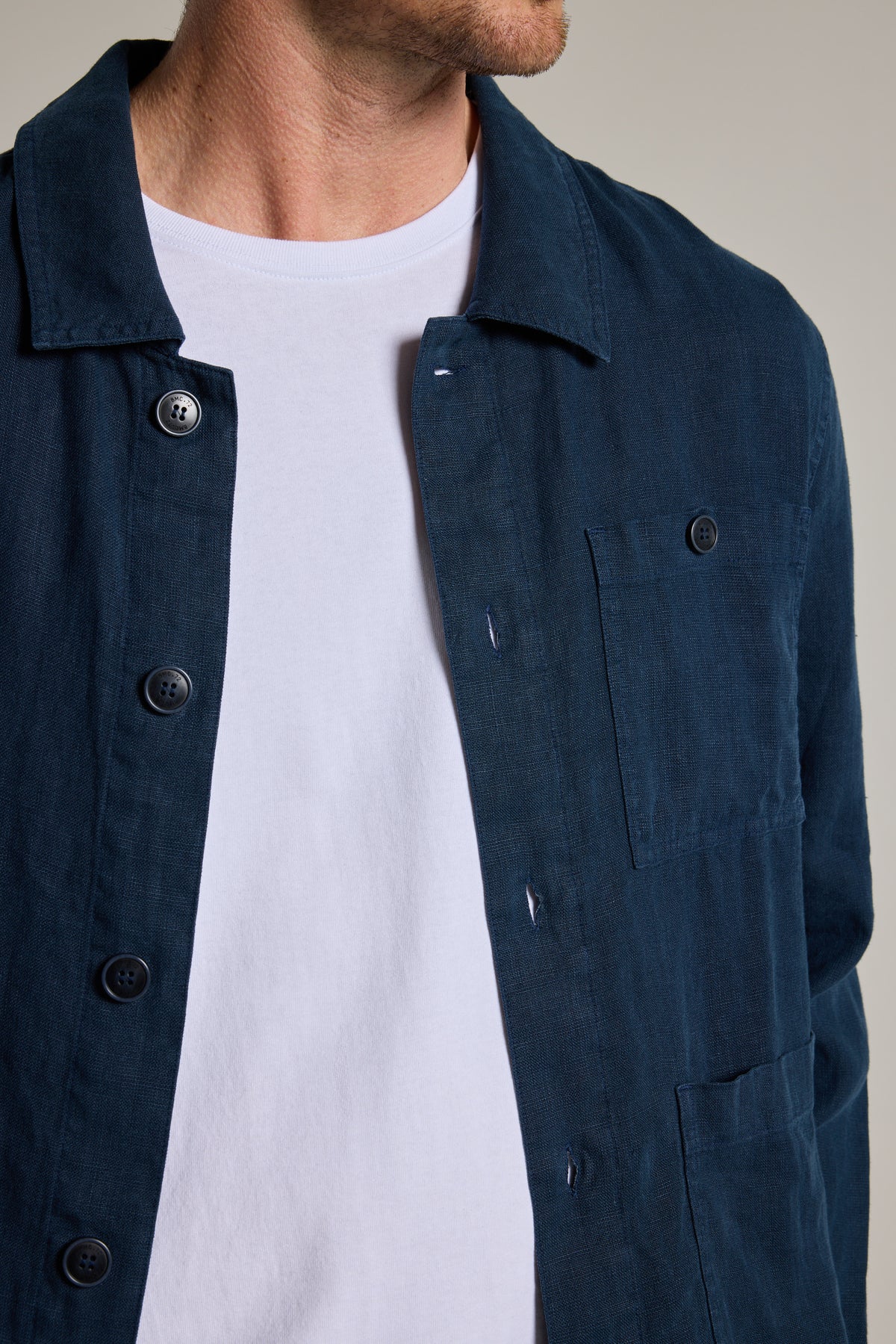 Barkers Forelle Linen Overshirt Jacket in dark blue, additional view