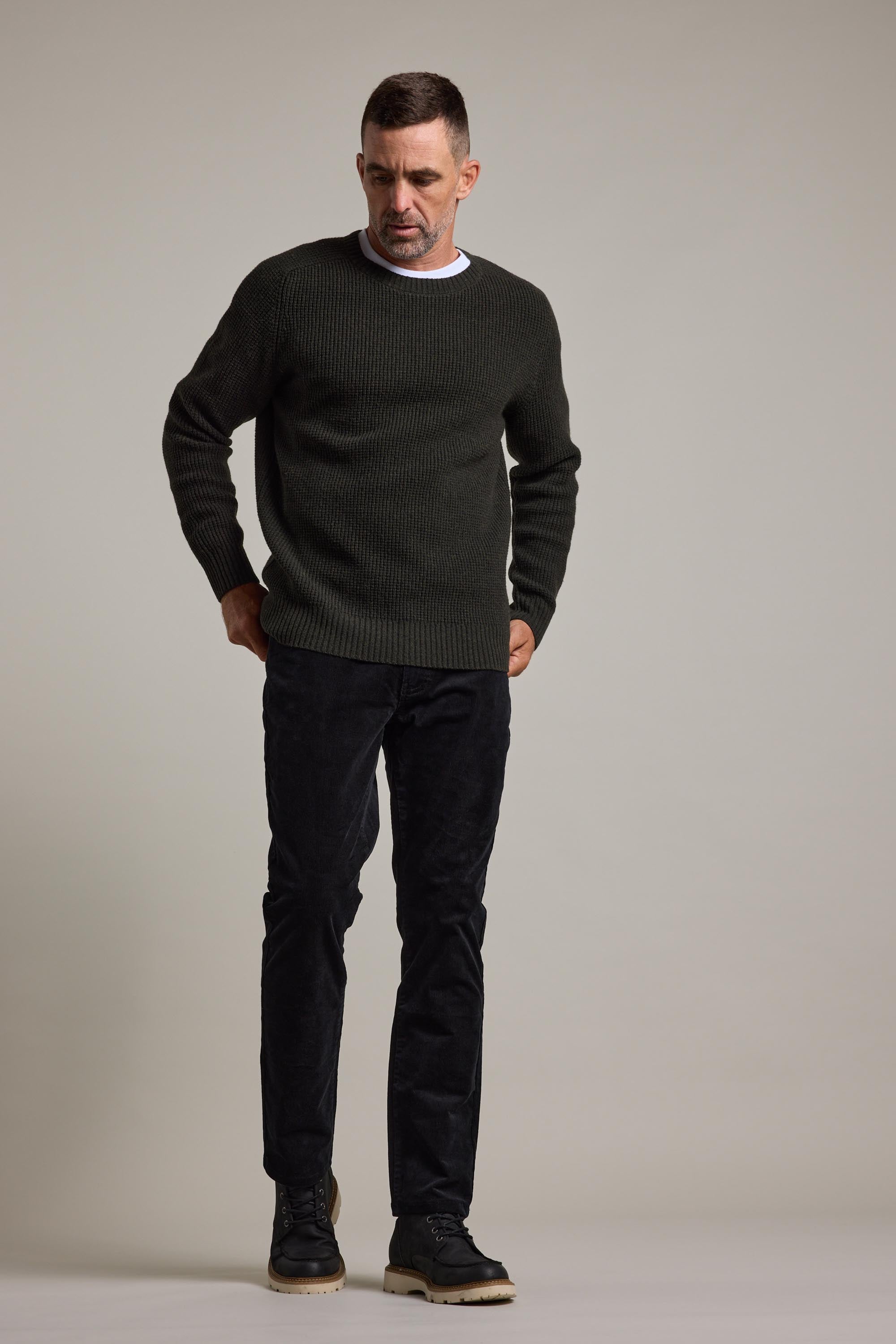Barkers Langford 5-Pkt Cord Pants in black, straight fit, additional view