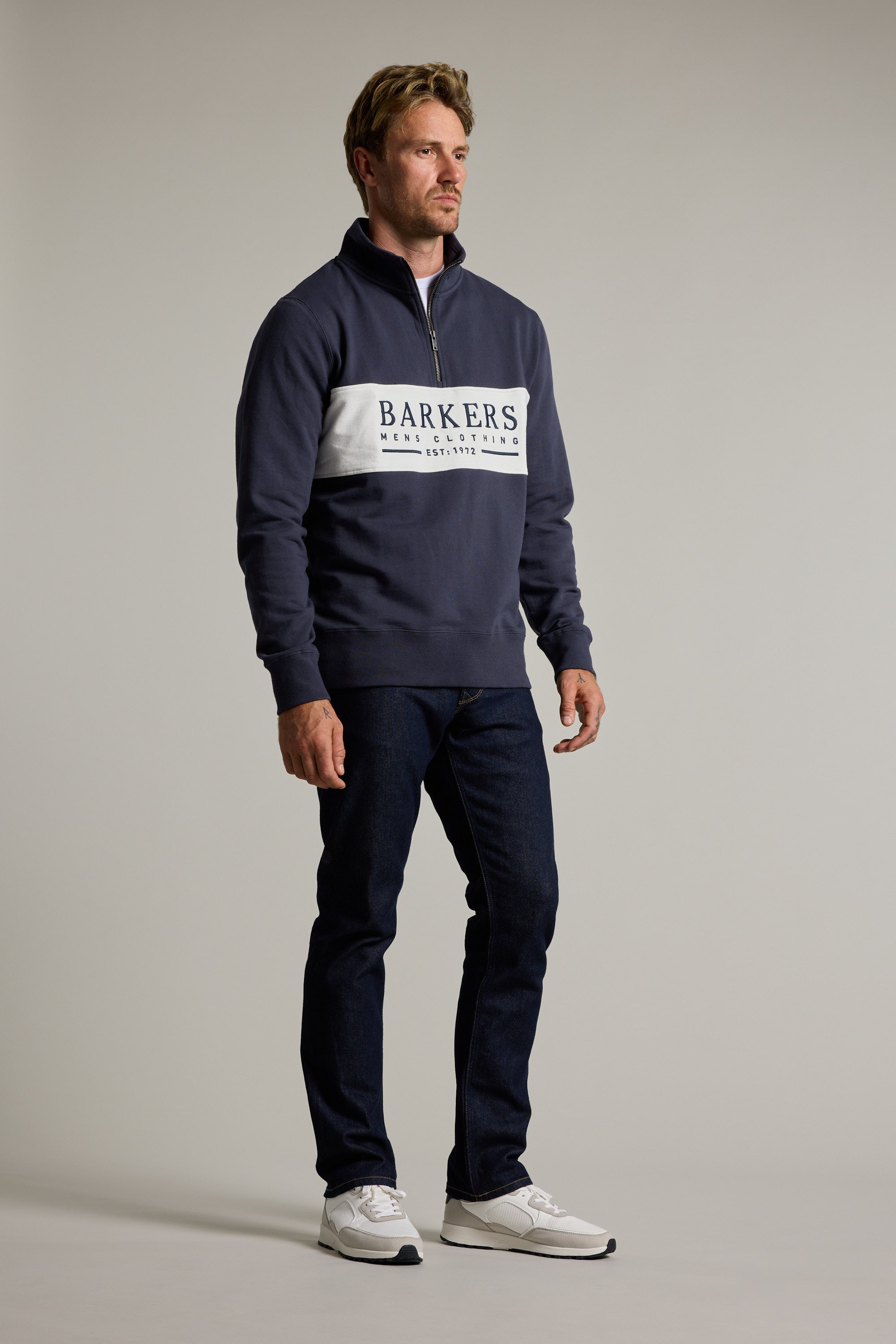 Barkers Heritage 1/4 Zip in navy/white, alternate view