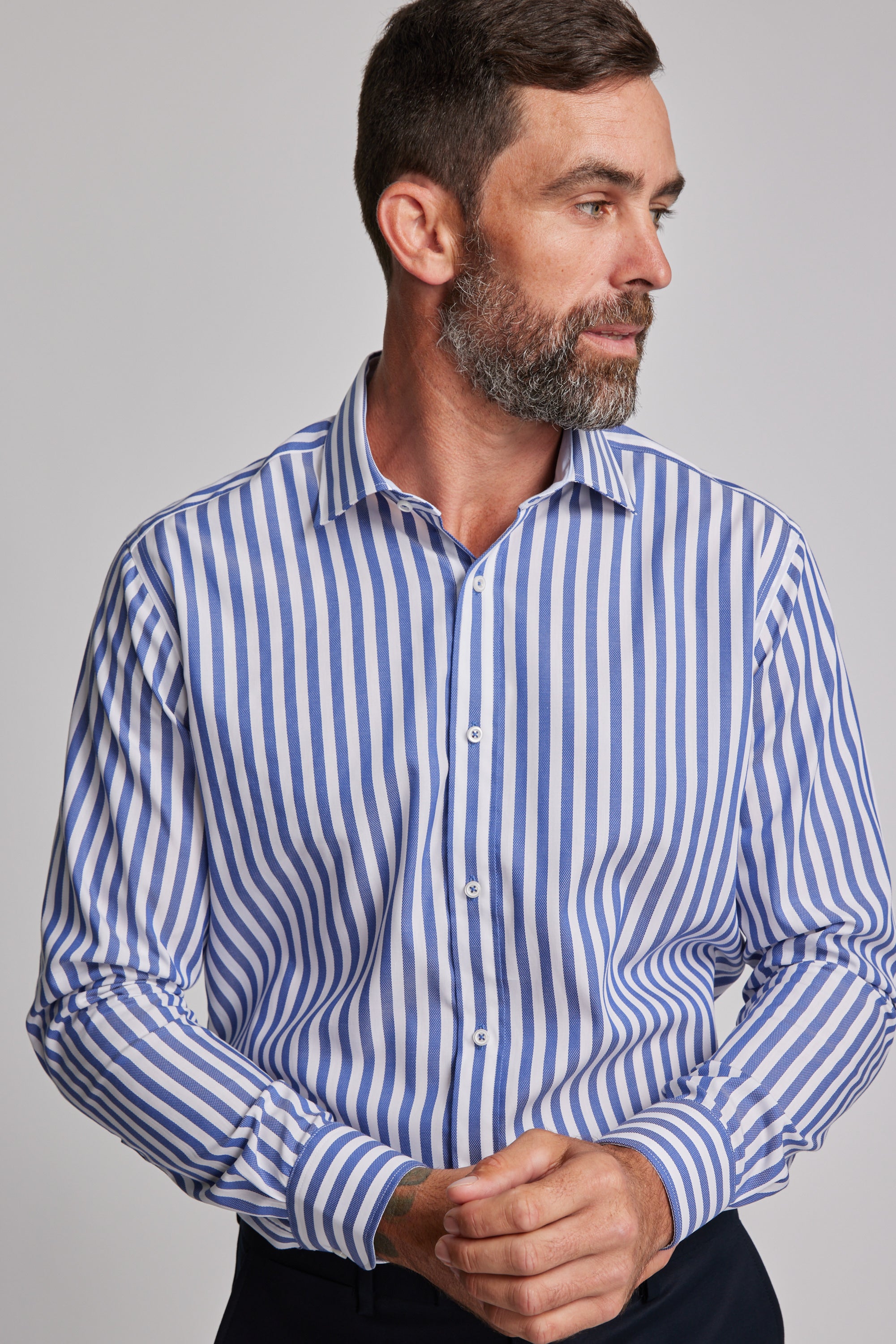 Barkers Midway Shirt in blue/white, tailored fit, alternate view