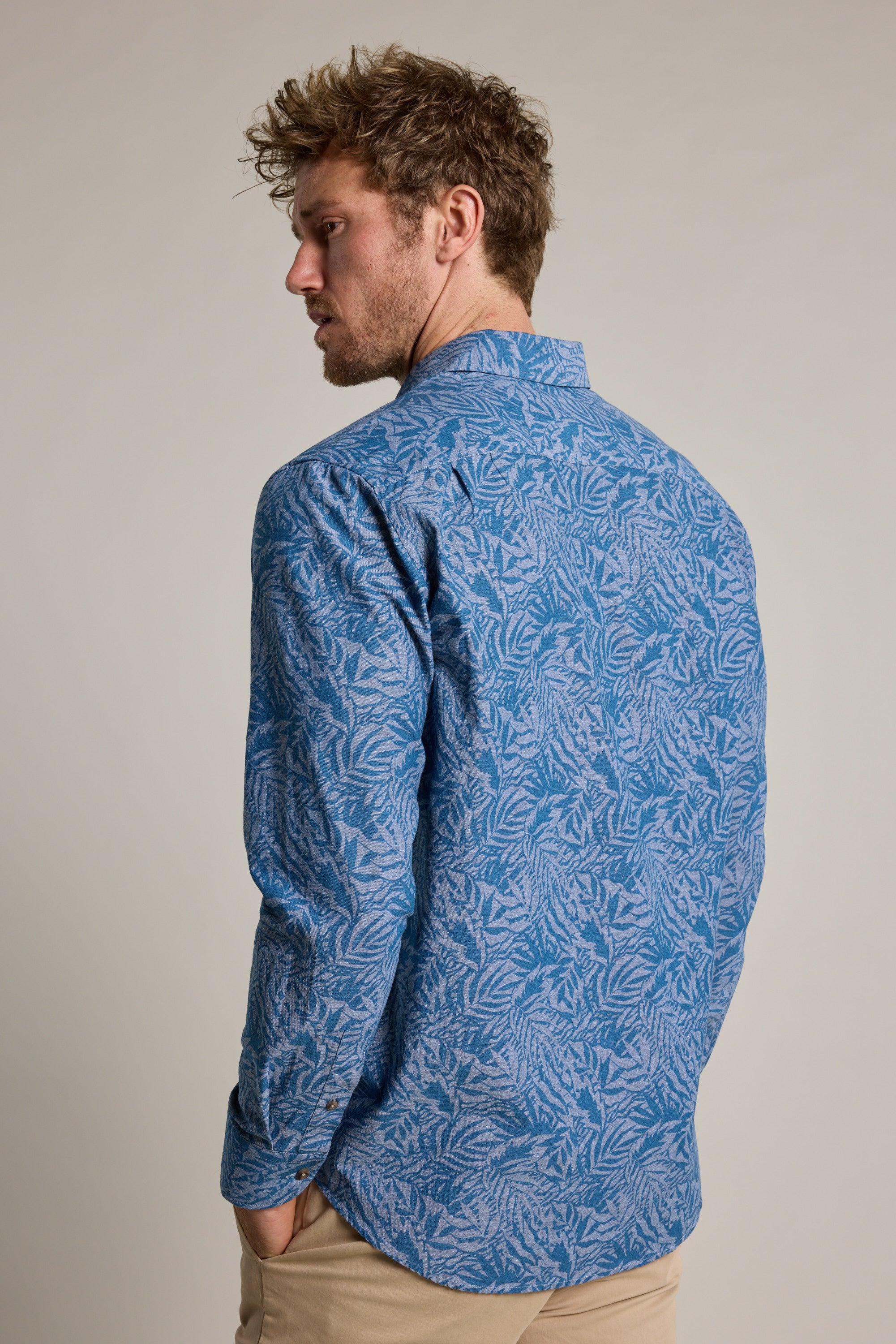 Barkers Arran Print Shirt in chambray, slim fit, additional view
