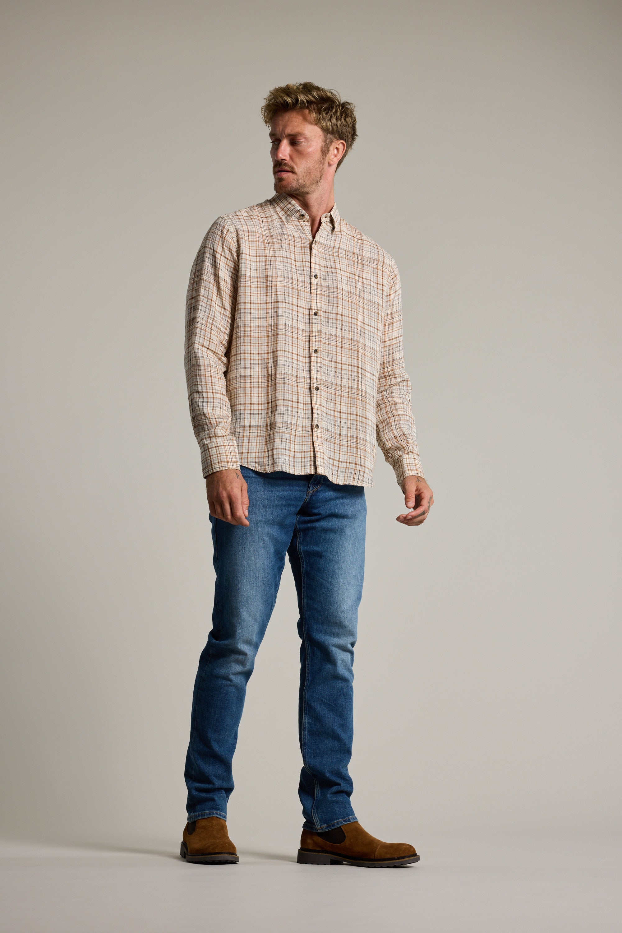 Barkers Corwin Check Shirt in brown check, tailored fit, additional view
