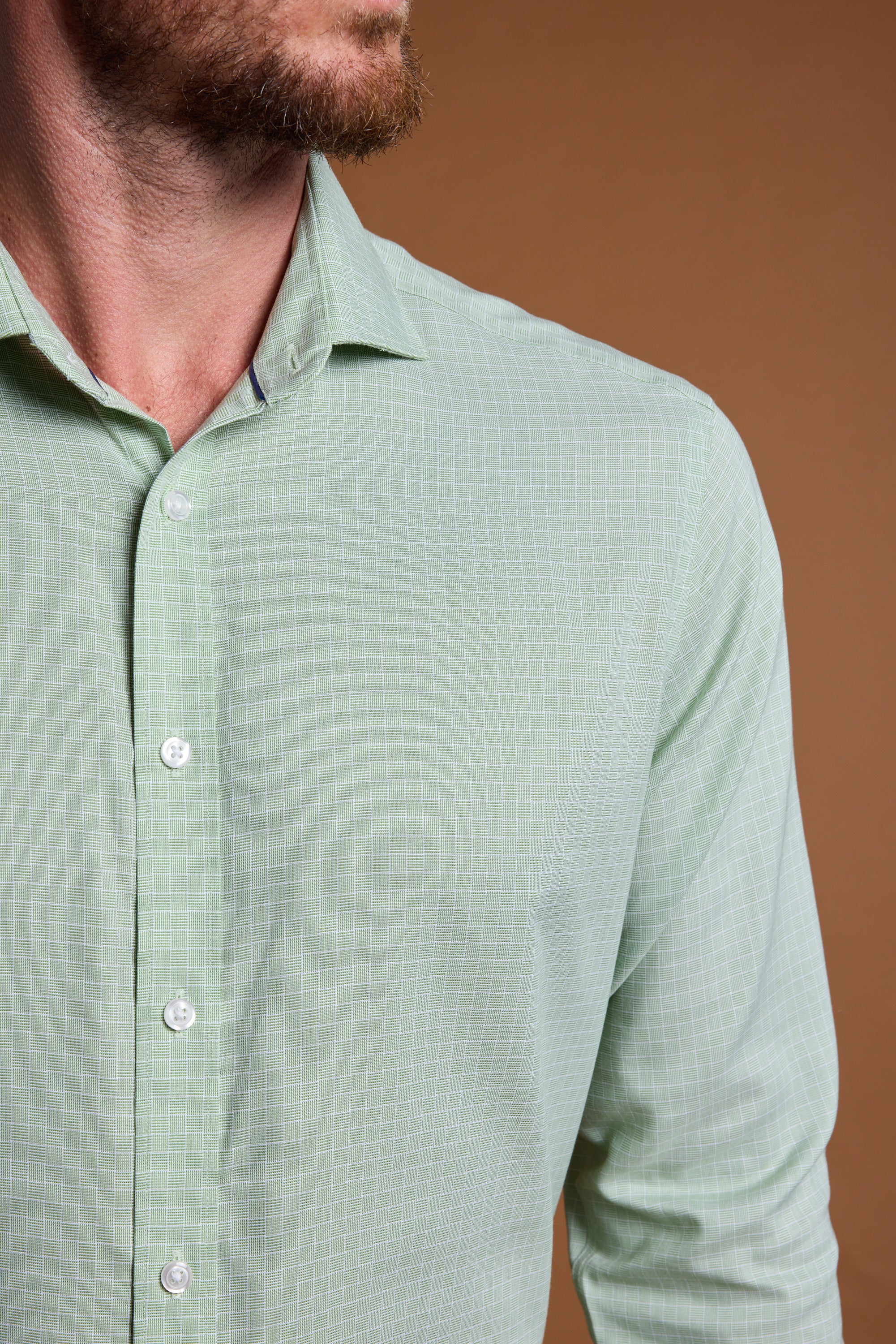 Barkers Rodeo Check Business Shirt in green, classic fit, alternate view