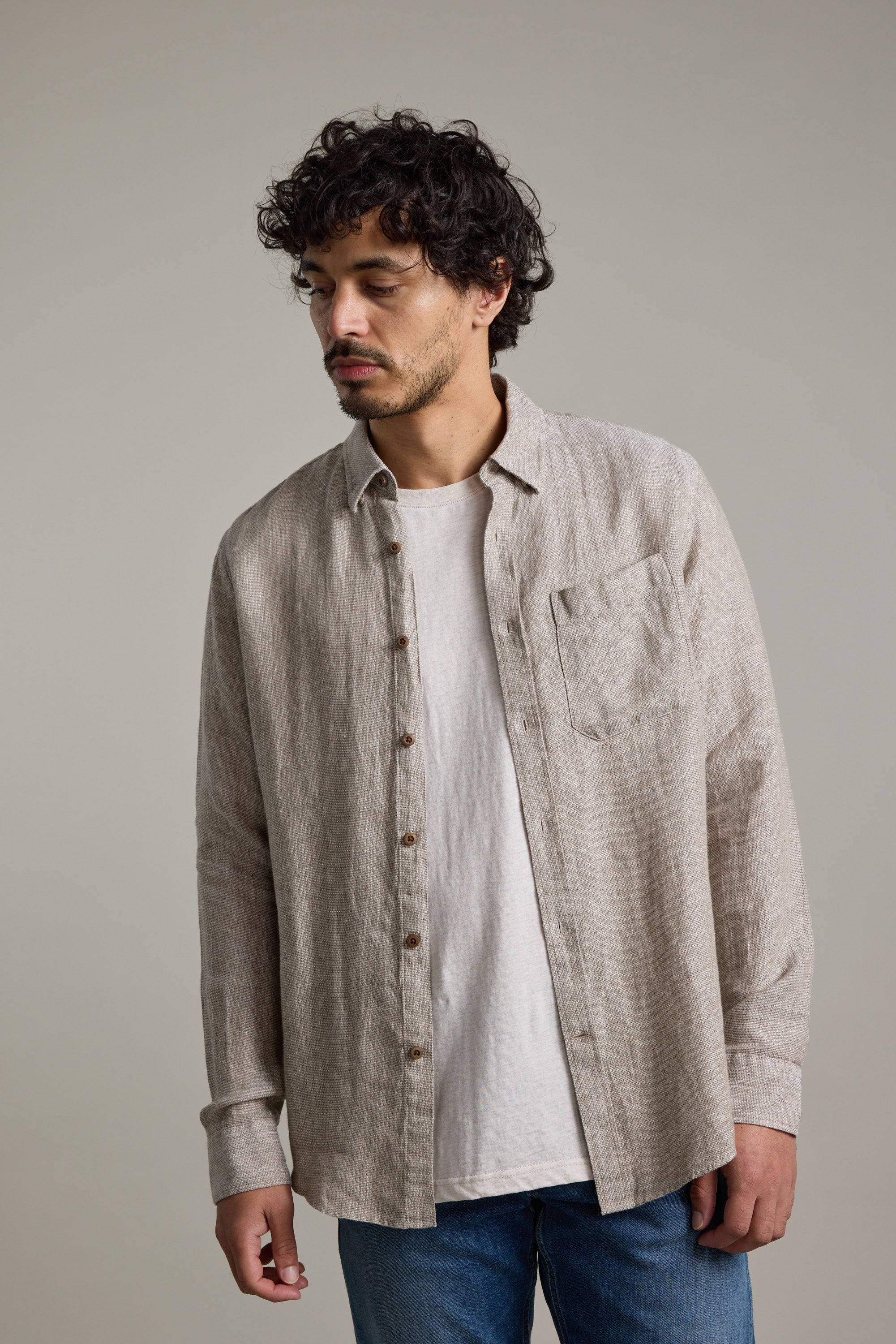 Barkers Delano Linen Shirt in sand marl, classic fit, additional view