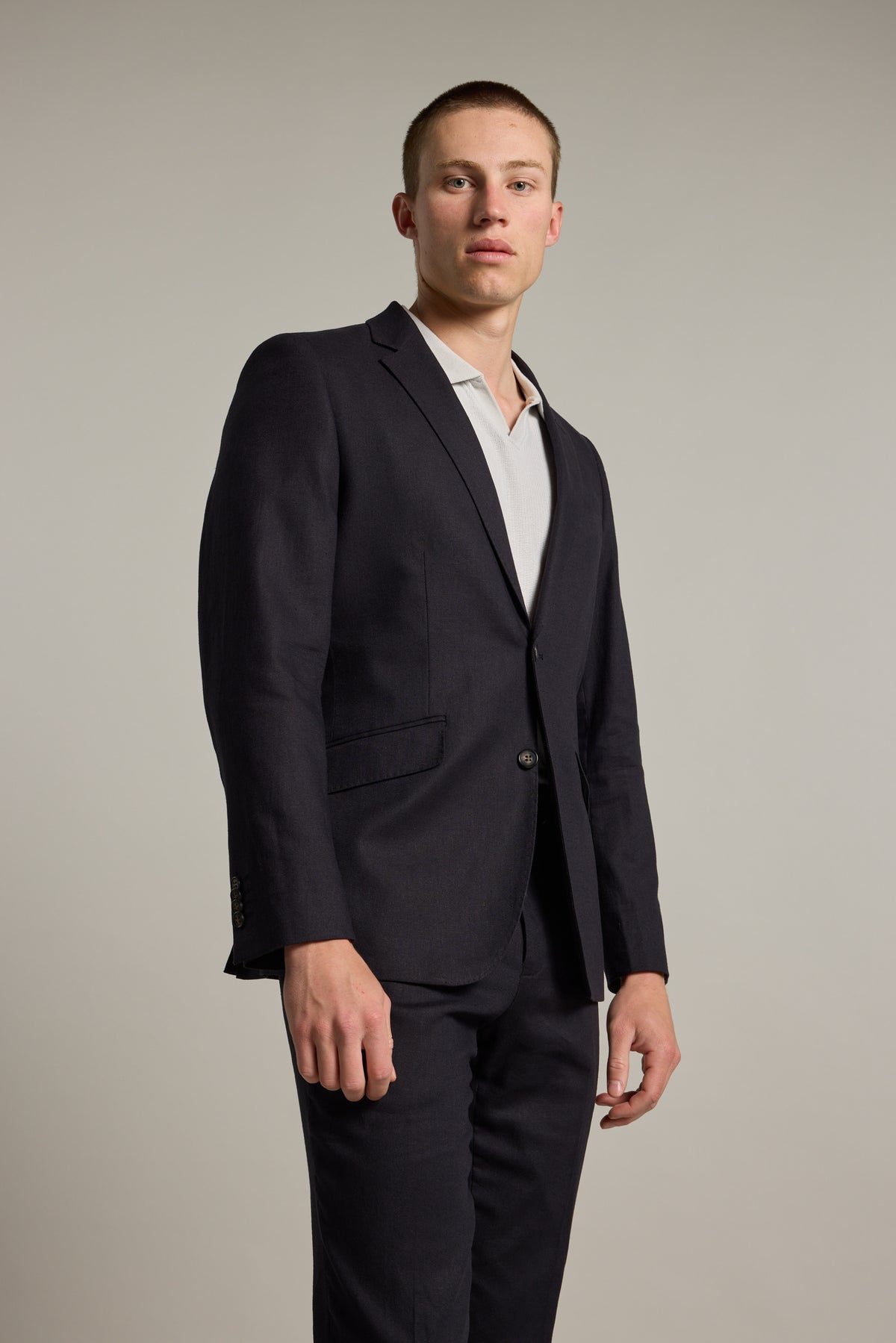Barkers Windsor Texture Linen Blazer in black, alternate view