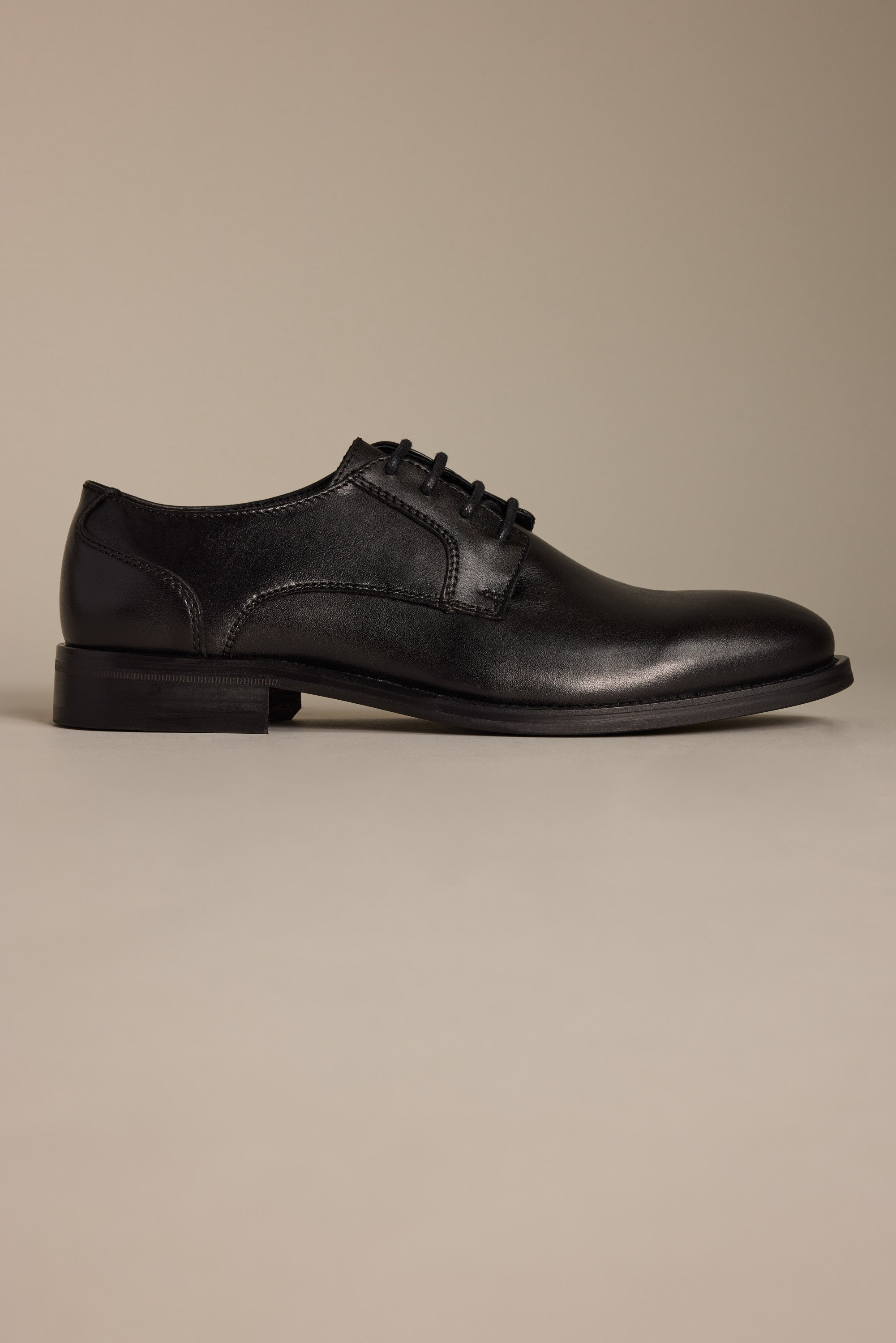 Barkers Clayton Dress Shoe: Premium leather lace-up for stylish, comfortable office wear.