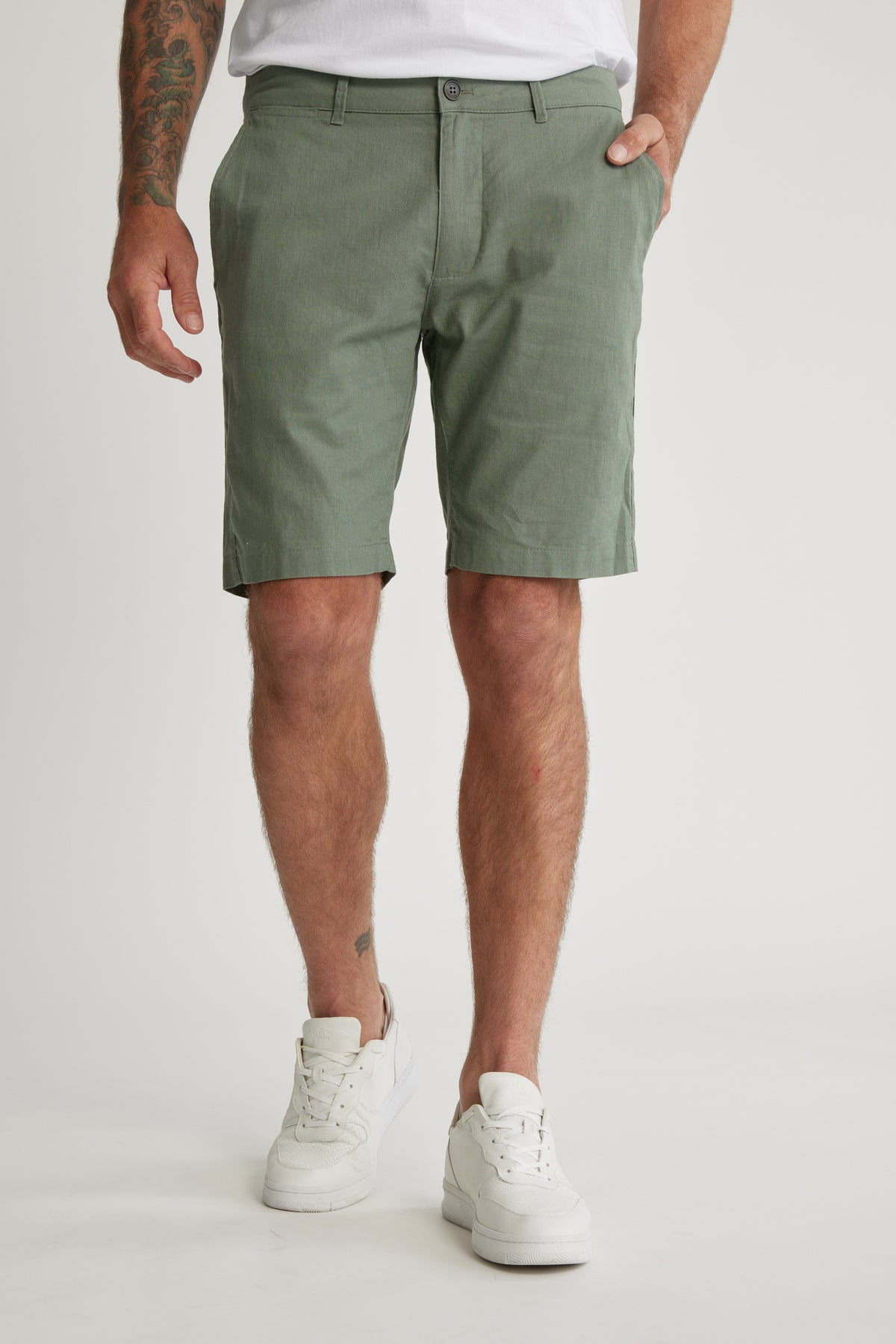Barkers Marmont Linen Walk Short in green, alternate view