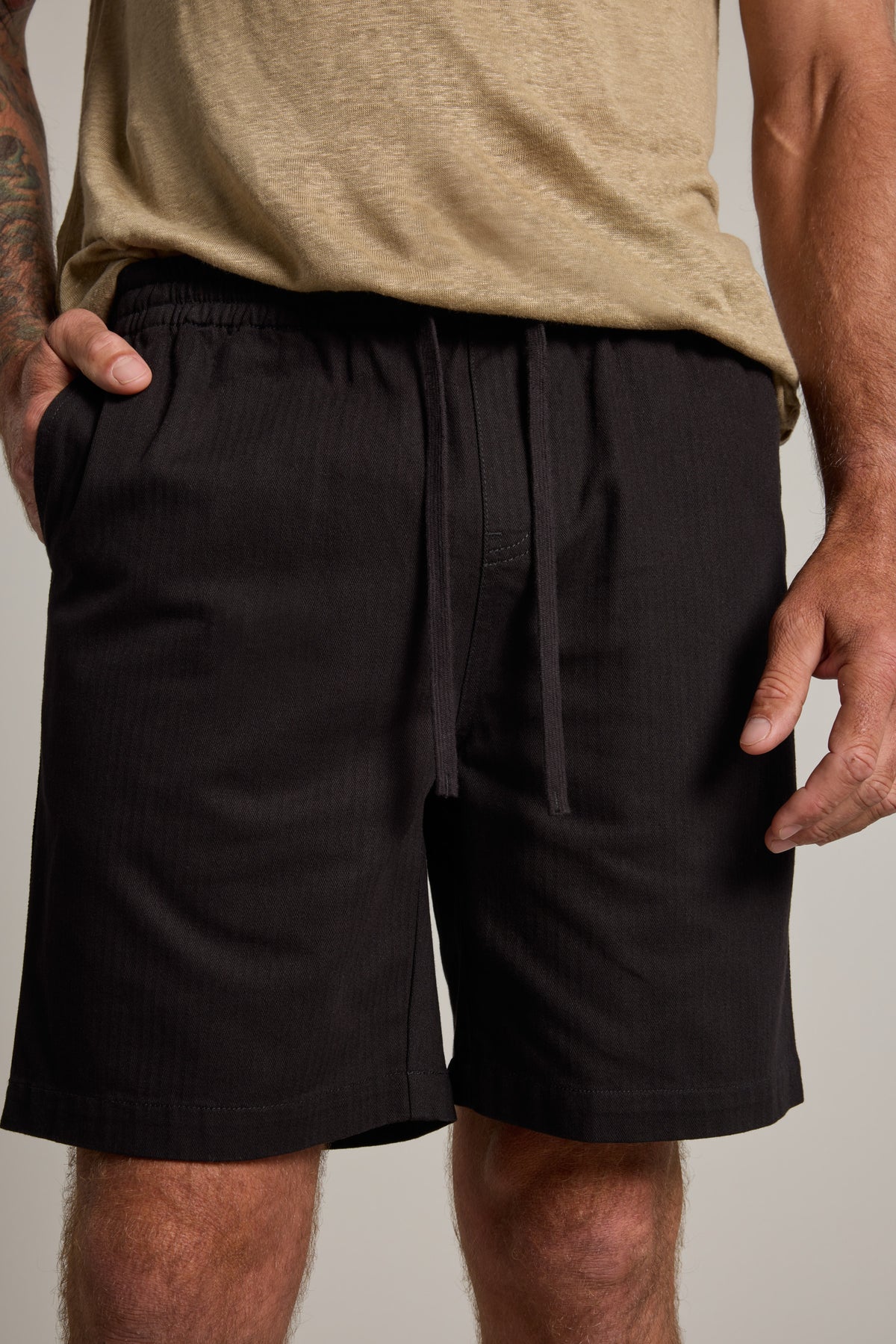 Barkers Hampton Weekend Short in black, additional view