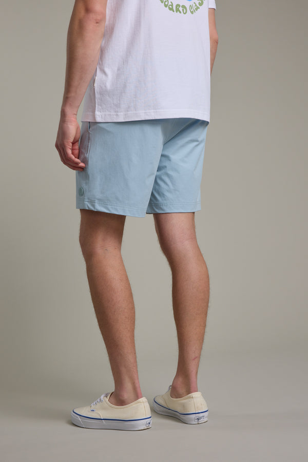 Barkers Davis Weekend Short in sky blue, relaxed fit, additional view