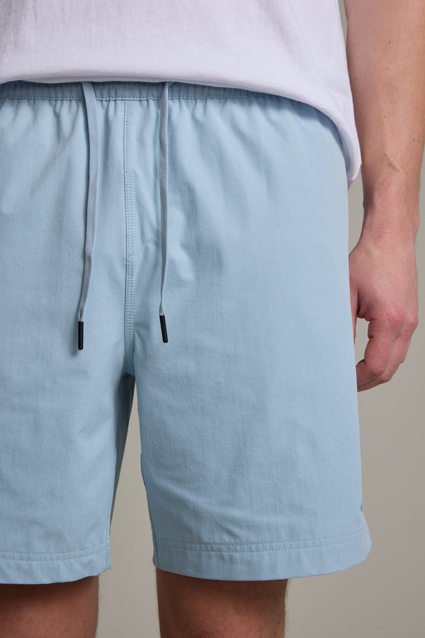 Barkers Davis Weekend Short in sky blue, relaxed fit, additional view