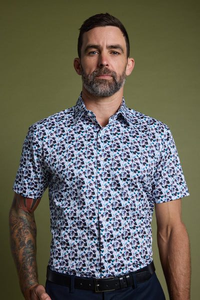 Barkers Halbert Print Shirt in white, tailored fit