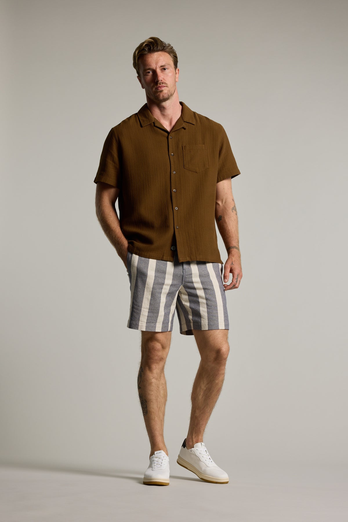 Barkers Penfield Texture Cuban Shirt in dark tobacco, alternate view