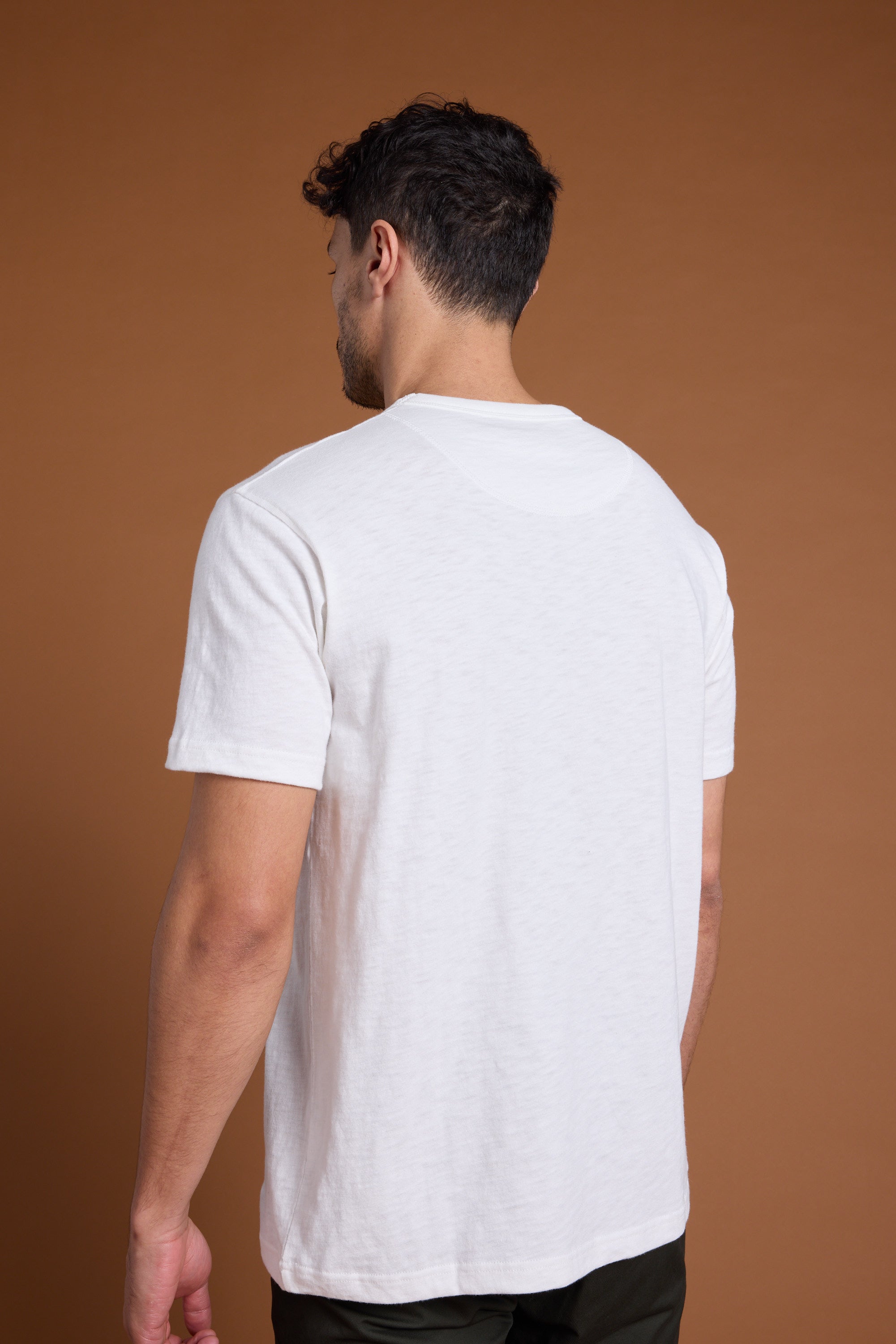 Barkers Anderson Slub Tee in white, relaxed fit, additional view