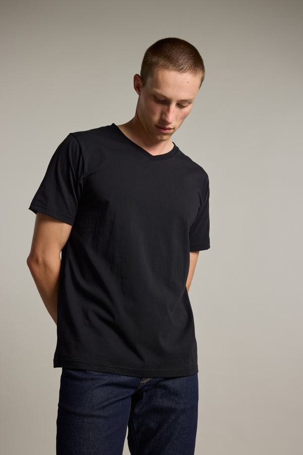 Barkers Organic Cotton V Neck Tee in black, classic fit, additional view