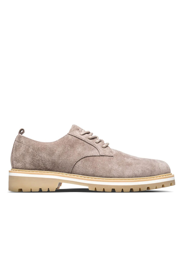 CLAE Logan in camel, additional view