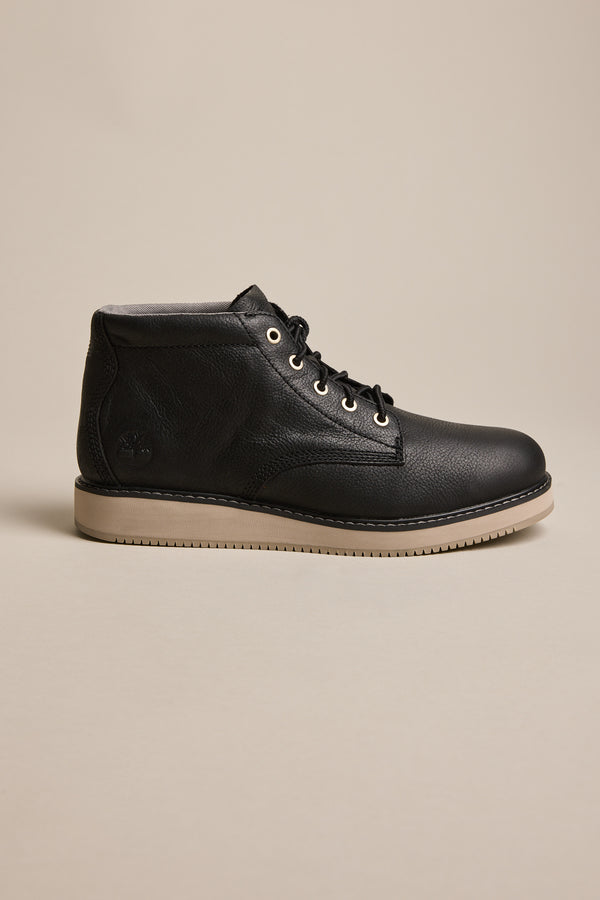Timberland Redwood Edge Chukka Boot in black, alternate view