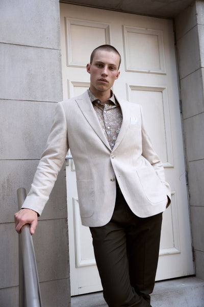 Barkers Hume Herringbone Blazer in ecru